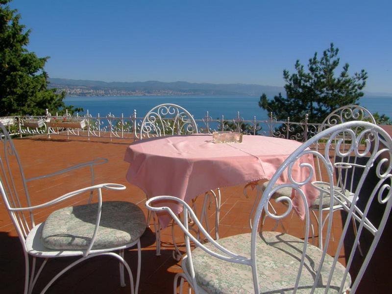 Apartments Darinka Opatija Exterior foto